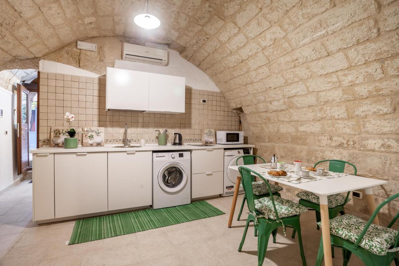 La Pergola Apt In The Heart Of Μπάρι Εξωτερικό φωτογραφία